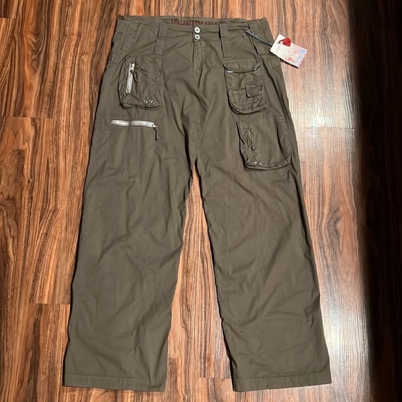 Johnny Was Hailey Cargo Pants - Picture 8 of 15